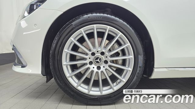 Mercedes-Benz E-Class 2021 — photo 5