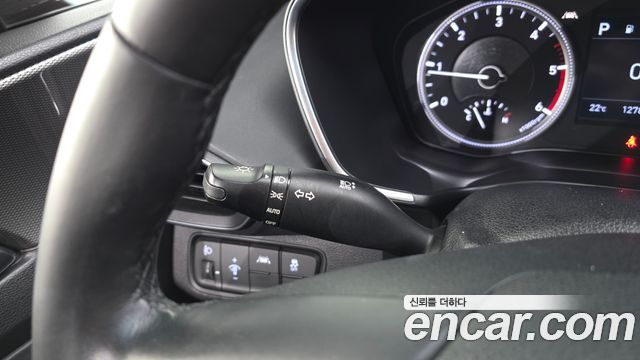 Hyundai Santafe 2019 — photo 18