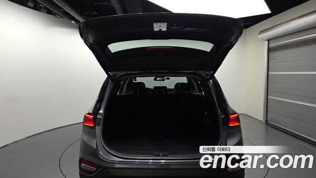 Hyundai Santafe 2019 — photo 20