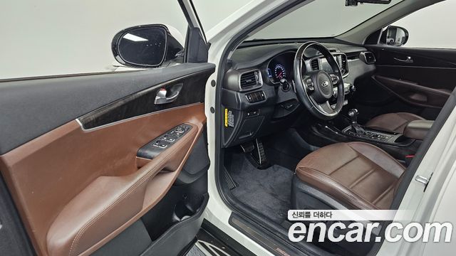 Kia Sorento 2017 — photo 10