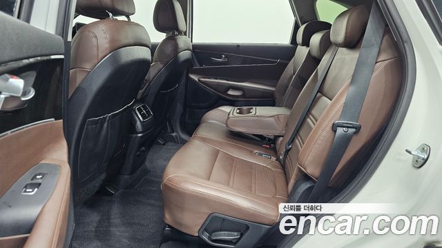 Kia Sorento 2017 — photo 11
