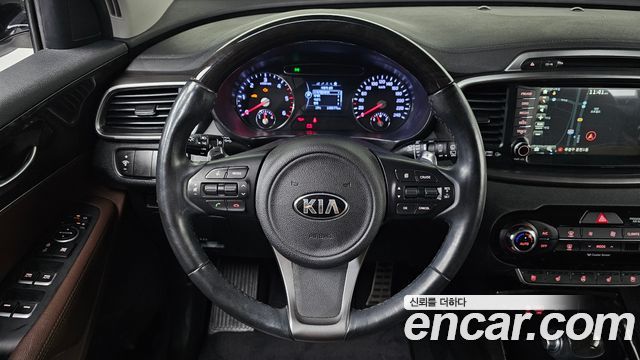 Kia Sorento 2017 — photo 14