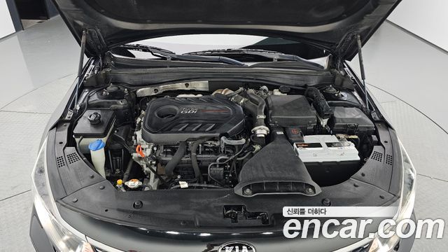 Kia K5 2016 — photo 6