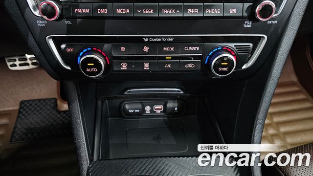 Kia K5 2016 — photo 23