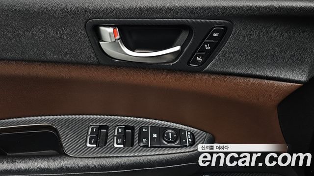 Kia K5 2016 — photo 26