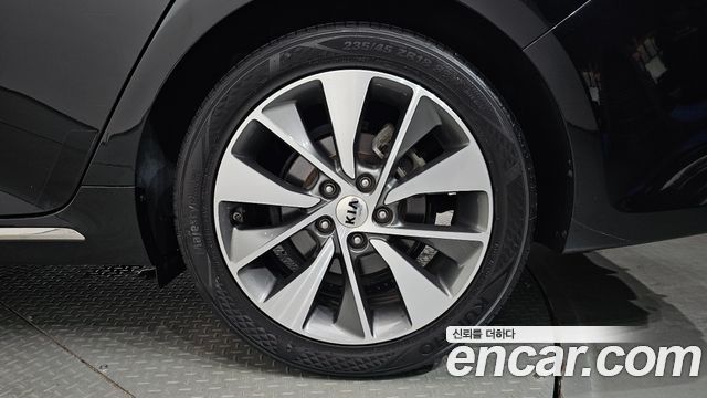 Kia K5 2016 — photo 7