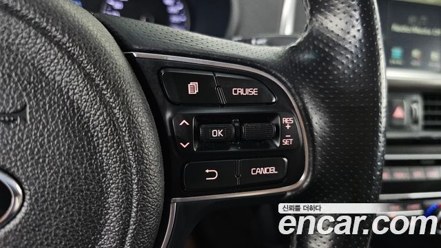 Kia K5 2016 — photo 28