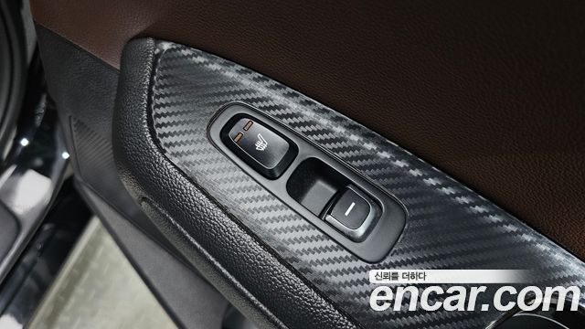 Kia K5 2016 — photo 30