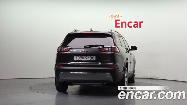Jeep Cherokee 2020 — photo 4