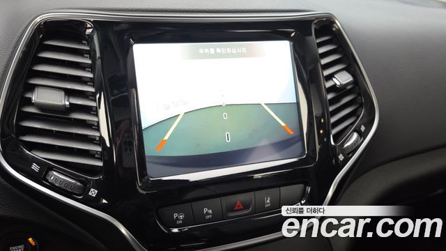 Jeep Cherokee 2020 — photo 21