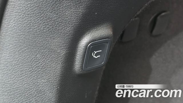 Jeep Cherokee 2020 — photo 26