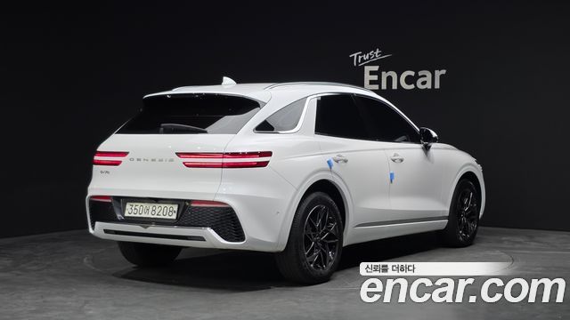 Genesis GV70 2021 — photo 2