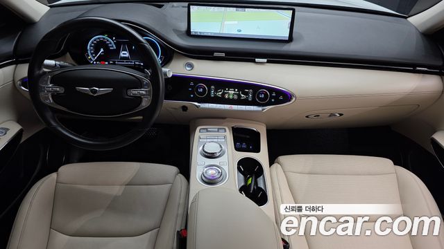 Genesis GV70 2021 — photo 10