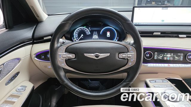 Genesis GV70 2021 — photo 18