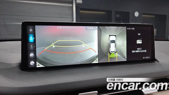 Genesis GV70 2021 — photo 25