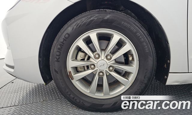 Hyundai AVANTE 2019 — photo 5