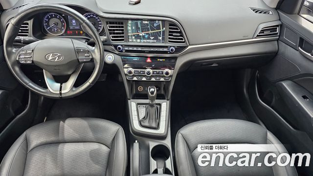 Hyundai AVANTE 2019 — photo 10