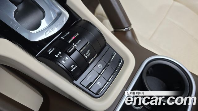 Porsche Cayenne 2017 — photo 17