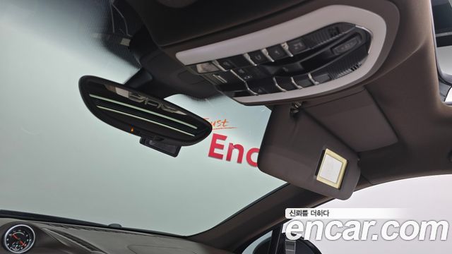 Porsche Cayenne 2017 — photo 18