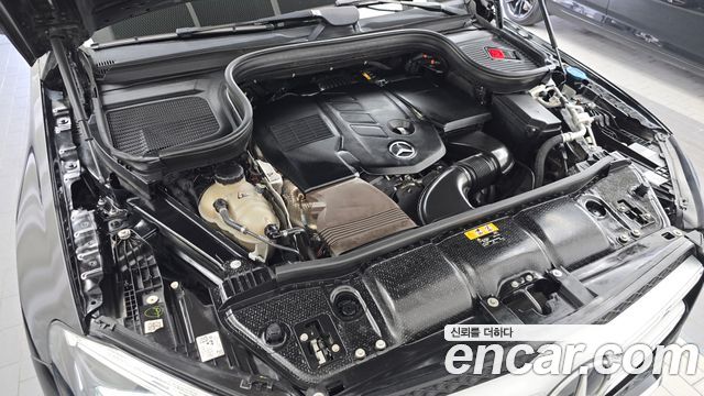 Mercedes-Benz GLE-Class 2019 — photo 6