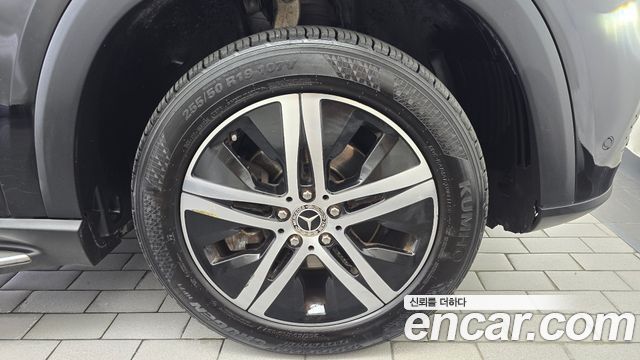 Mercedes-Benz GLE-Class 2019 — photo 7