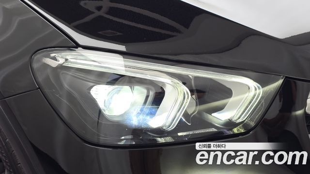 Mercedes-Benz GLE-Class 2019 — photo 8