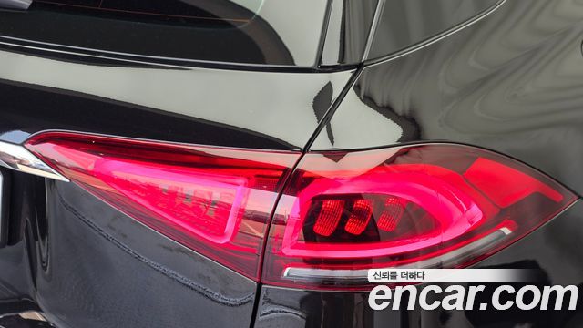 Mercedes-Benz GLE-Class 2019 — photo 9
