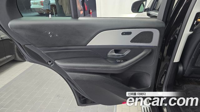 Mercedes-Benz GLE-Class 2019 — photo 15