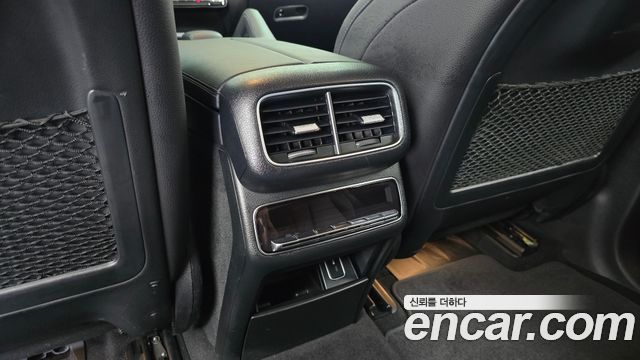 Mercedes-Benz GLE-Class 2019 — photo 30