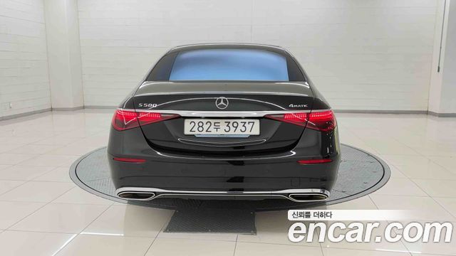 Mercedes-Benz S-Class 2025 — photo 3
