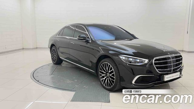 Mercedes-Benz S-Class 2025 — photo 6