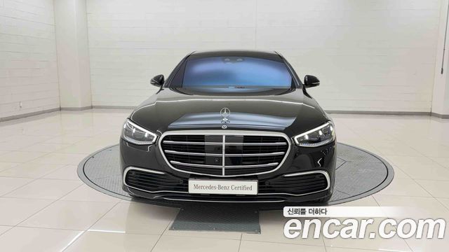 Mercedes-Benz S-Class 2025 — photo 7