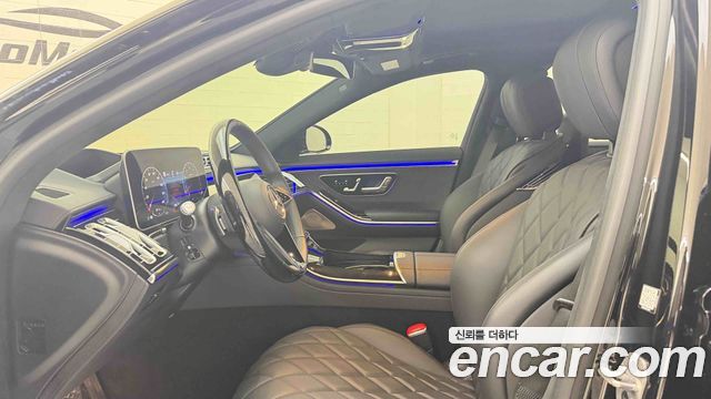 Mercedes-Benz S-Class 2025 — photo 17