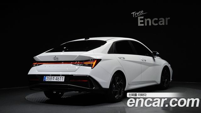 Hyundai AVANTE 2026 — photo 2