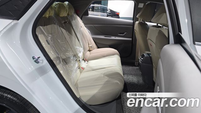 Hyundai AVANTE 2026 — photo 17