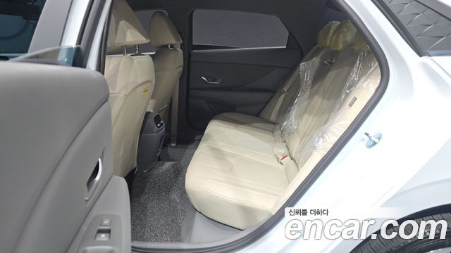 Hyundai AVANTE 2026 — photo 18