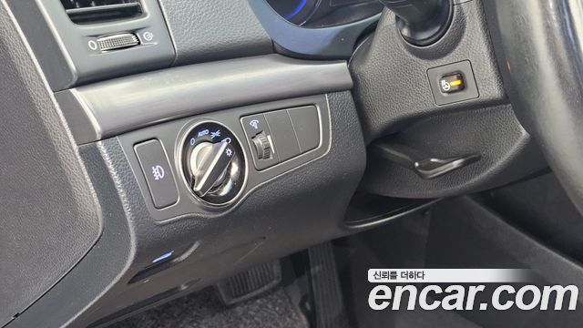 Hyundai i40 2012 — photo 16