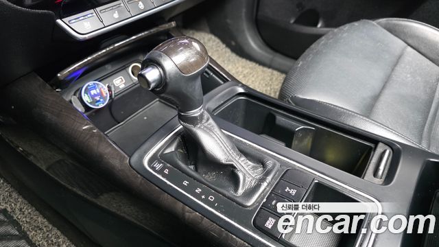 Kia Sorento 2016 — photo 12
