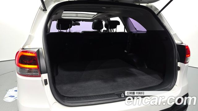 Kia Sorento 2016 — photo 26