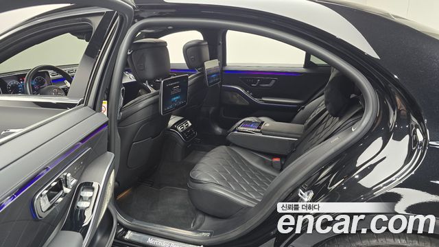 Mercedes-Benz S-Class 2022 — photo 11