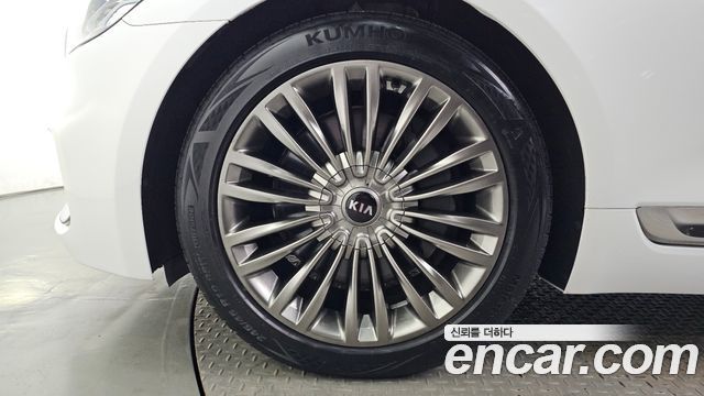 Kia K9 2019 — photo 5