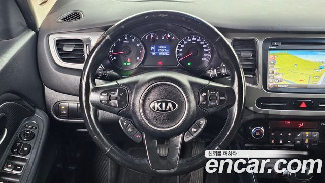 Kia Carens 2014 — photo 21