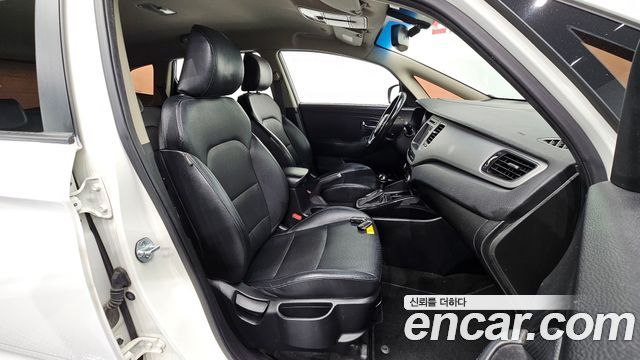 Kia Carens 2014 — photo 16