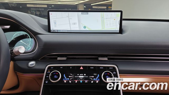 Genesis GV80 2023 — photo 14
