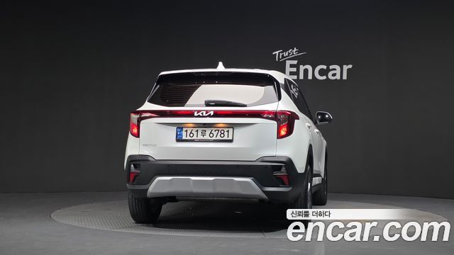 Kia Seltos 2023 — photo 4