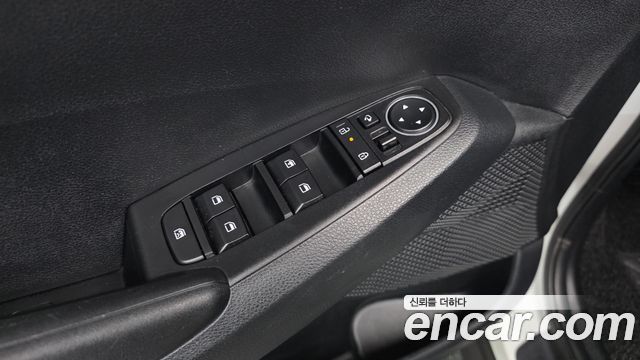 Kia Seltos 2023 — photo 17