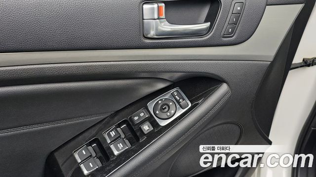 Kia K7 2014 — photo 13