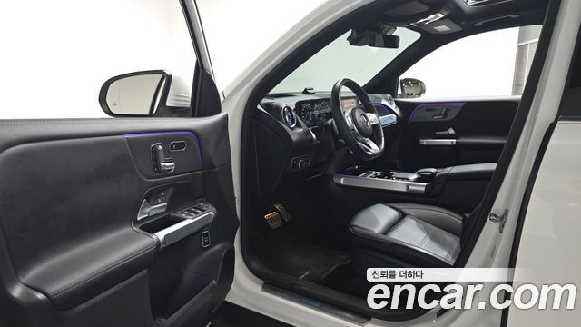 Mercedes-Benz EQB 2023 — photo 13