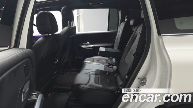 Mercedes-Benz EQB 2023 — photo 18