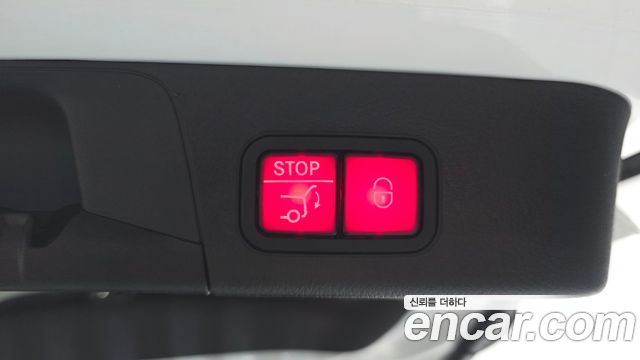 Mercedes-Benz EQB 2023 — photo 27